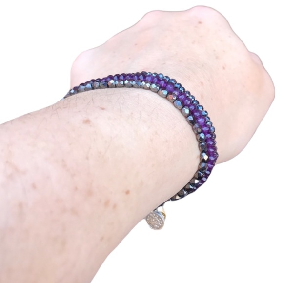 Coon charm beaded stretch bracelet - Picture 6 of 12